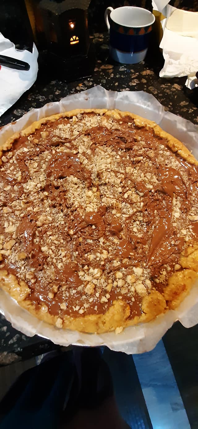 Σοκολατένια -πάστα- φλώρα- με- καρύδια-