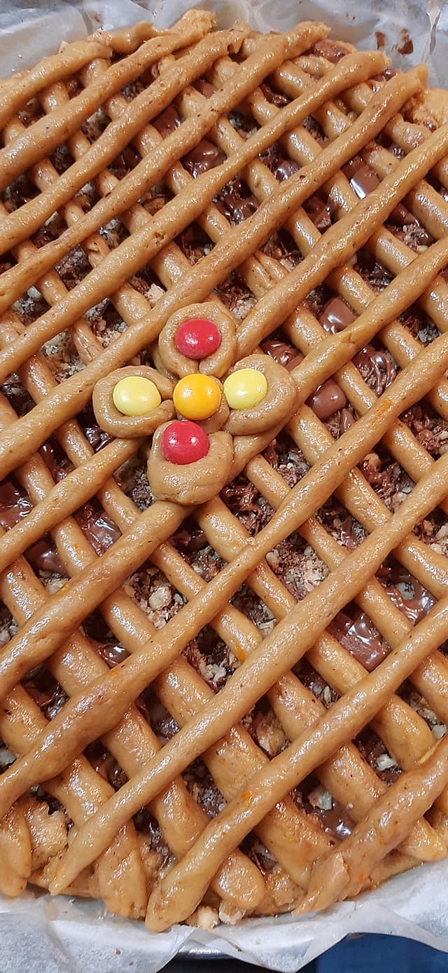 Σοκολατένια -πάστα- φλώρα- με- καρύδια-