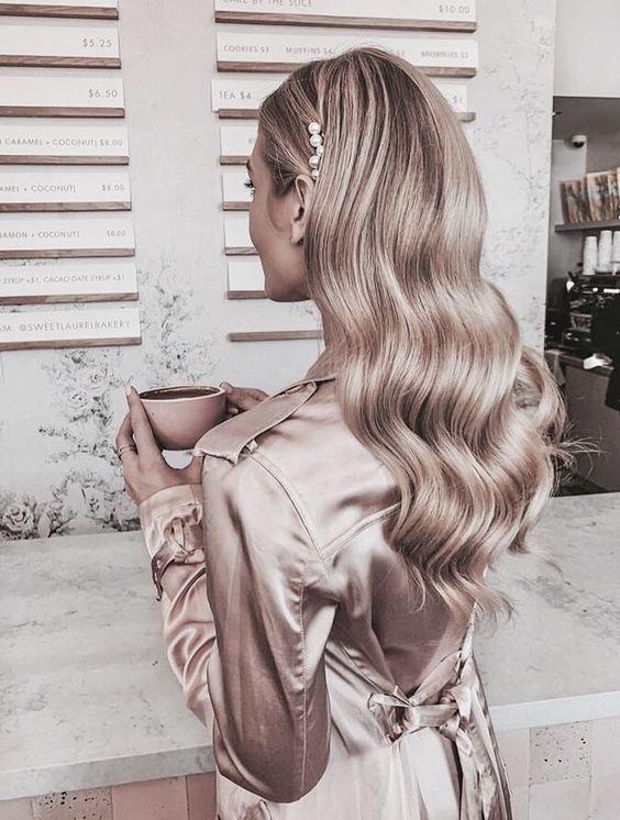 κυματιστά_μαλλιά_με_τσιμπιδάκι_