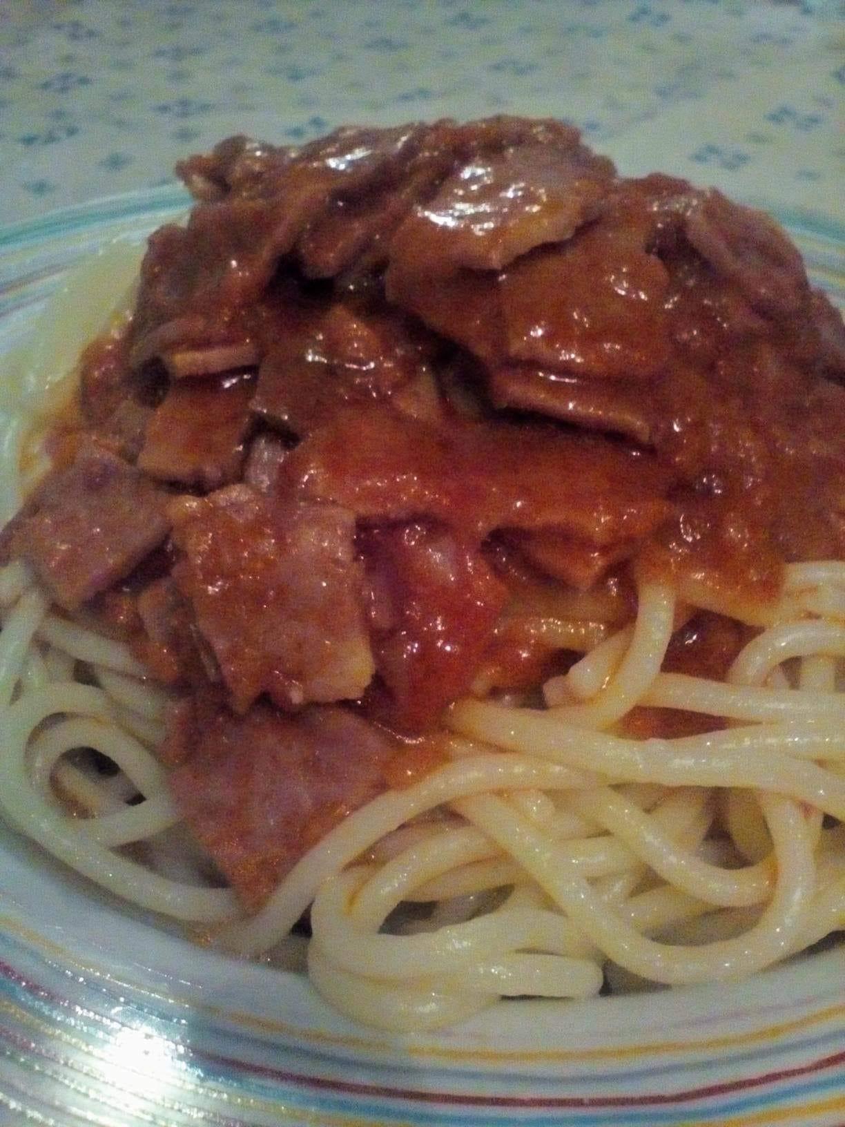 Μακαρονάδα_με σάλτσα μπέικον_