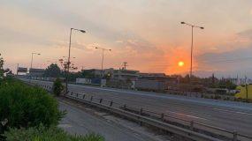 Φωτιά – Αττική: Παραμένει κλειστή η Εθνική Οδός Αθηνών – Λαμίας – Όλα όσα πρέπει να γνωρίζετε