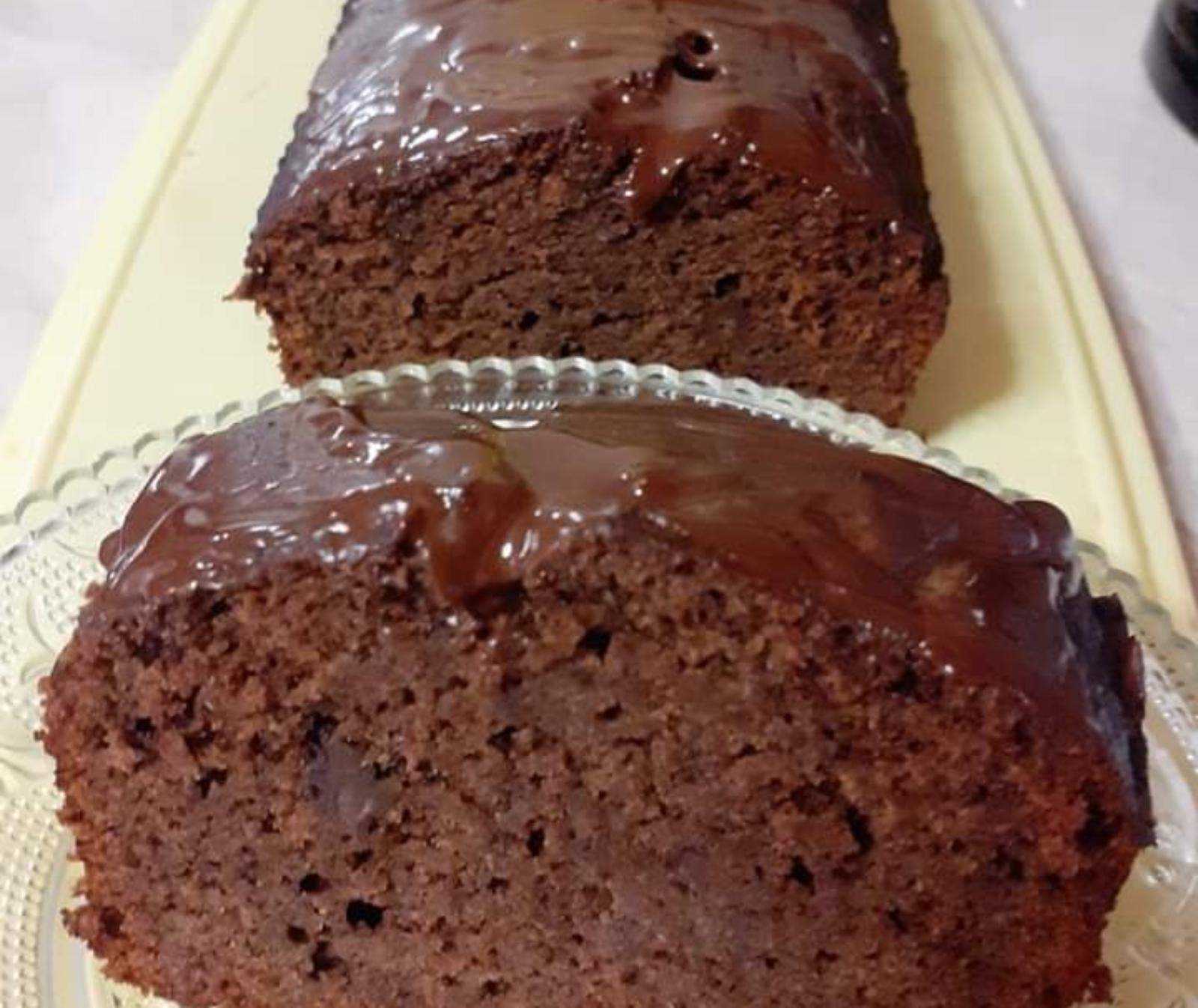 Ζουμερό νηστίσιμο κέικ με μέλι χωρίς ζάχαρη