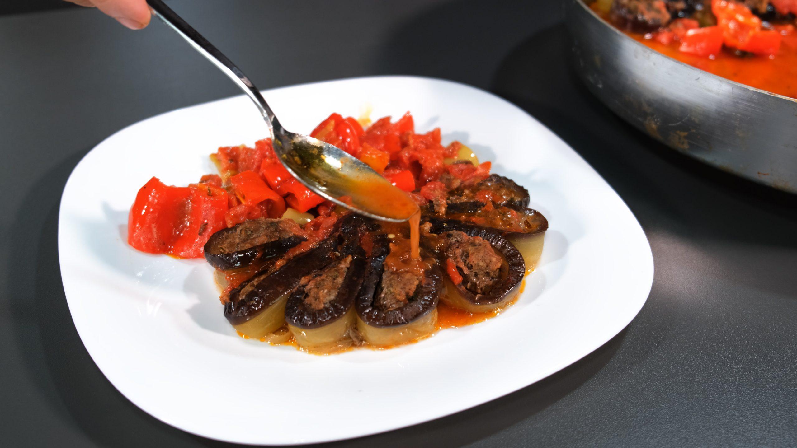 Μελιτζάνες στο φούρνο με κιμά