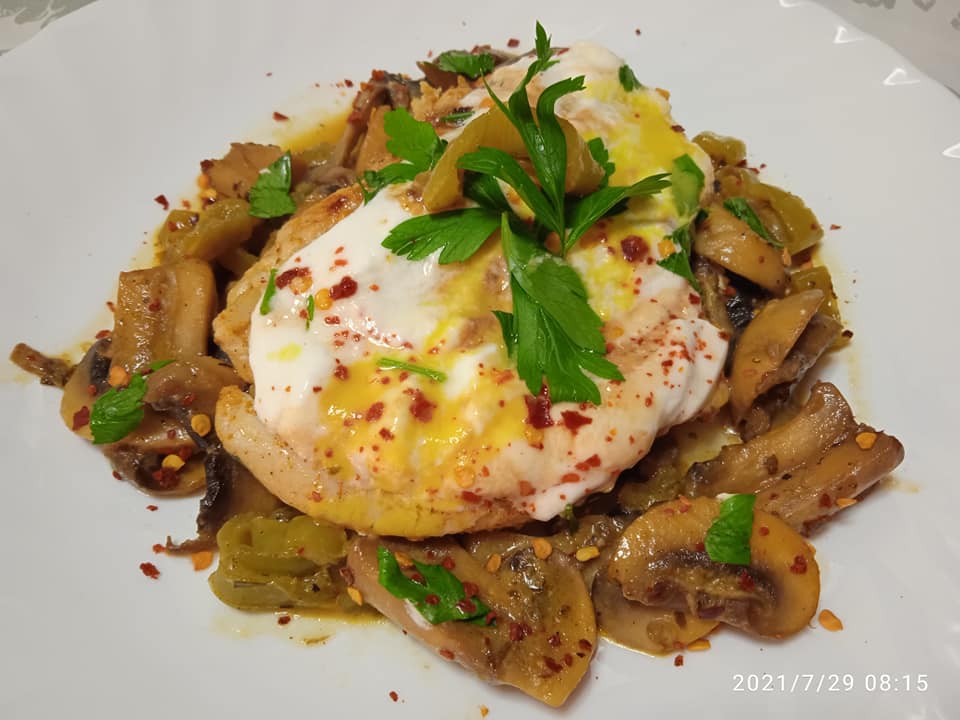 Φιλέτο -κοτόπουλο- με- μανιτάρια-