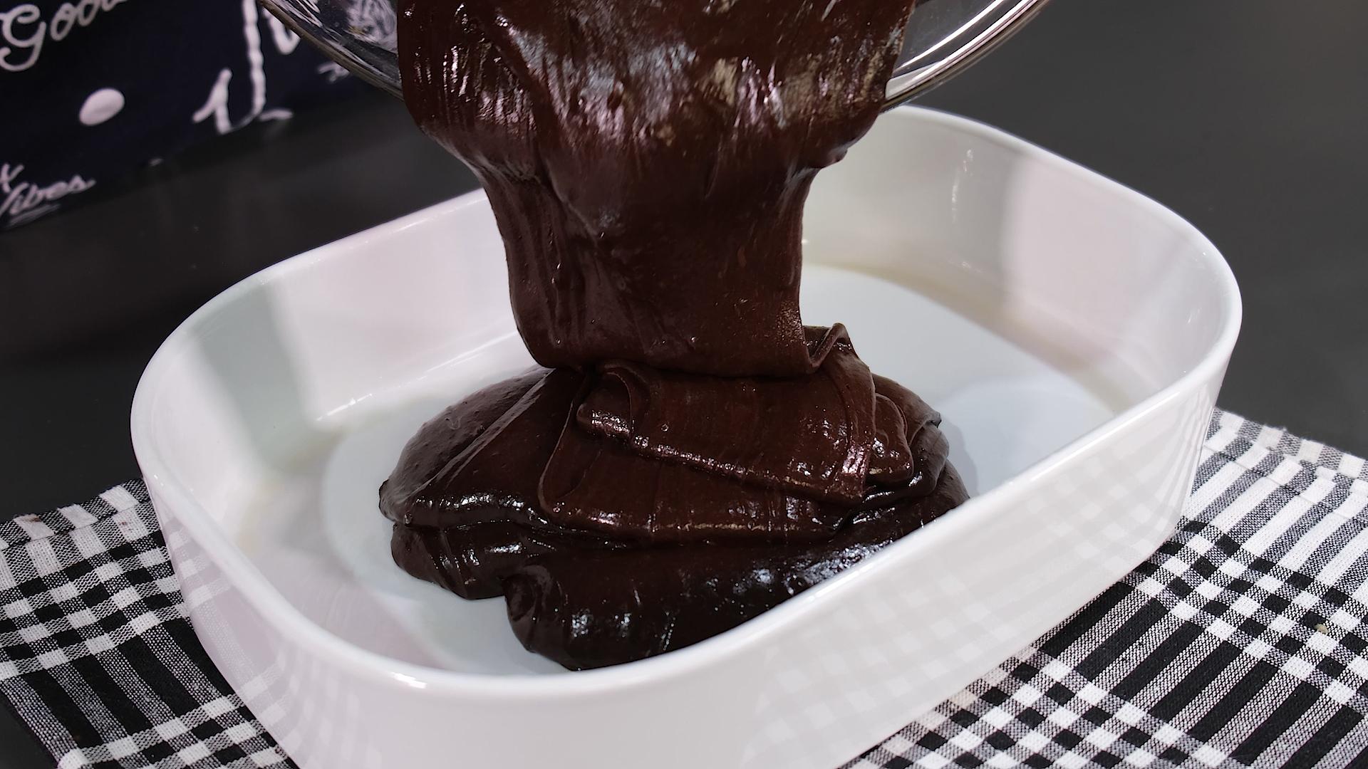 σοκολατόπιτα- χωρίς- μίξερ-