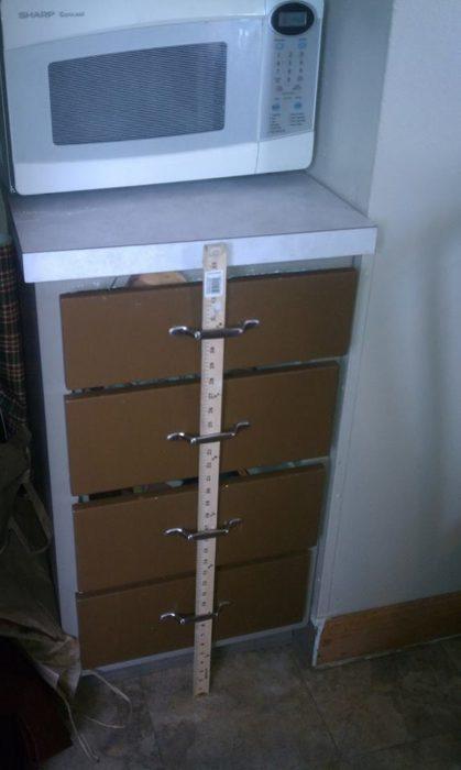 χάρακας_στα_ντουλάπια_