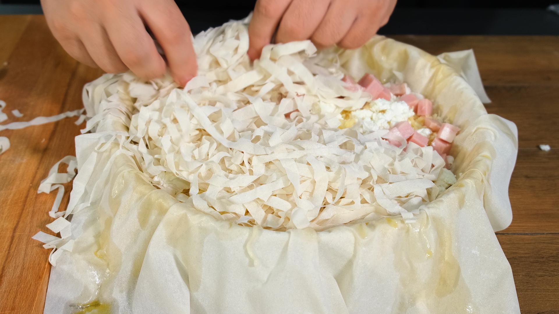 Ζαμπονοκασερόπιτα-σουφλέ-από- το- Live Kitchen-Συνταγή- 