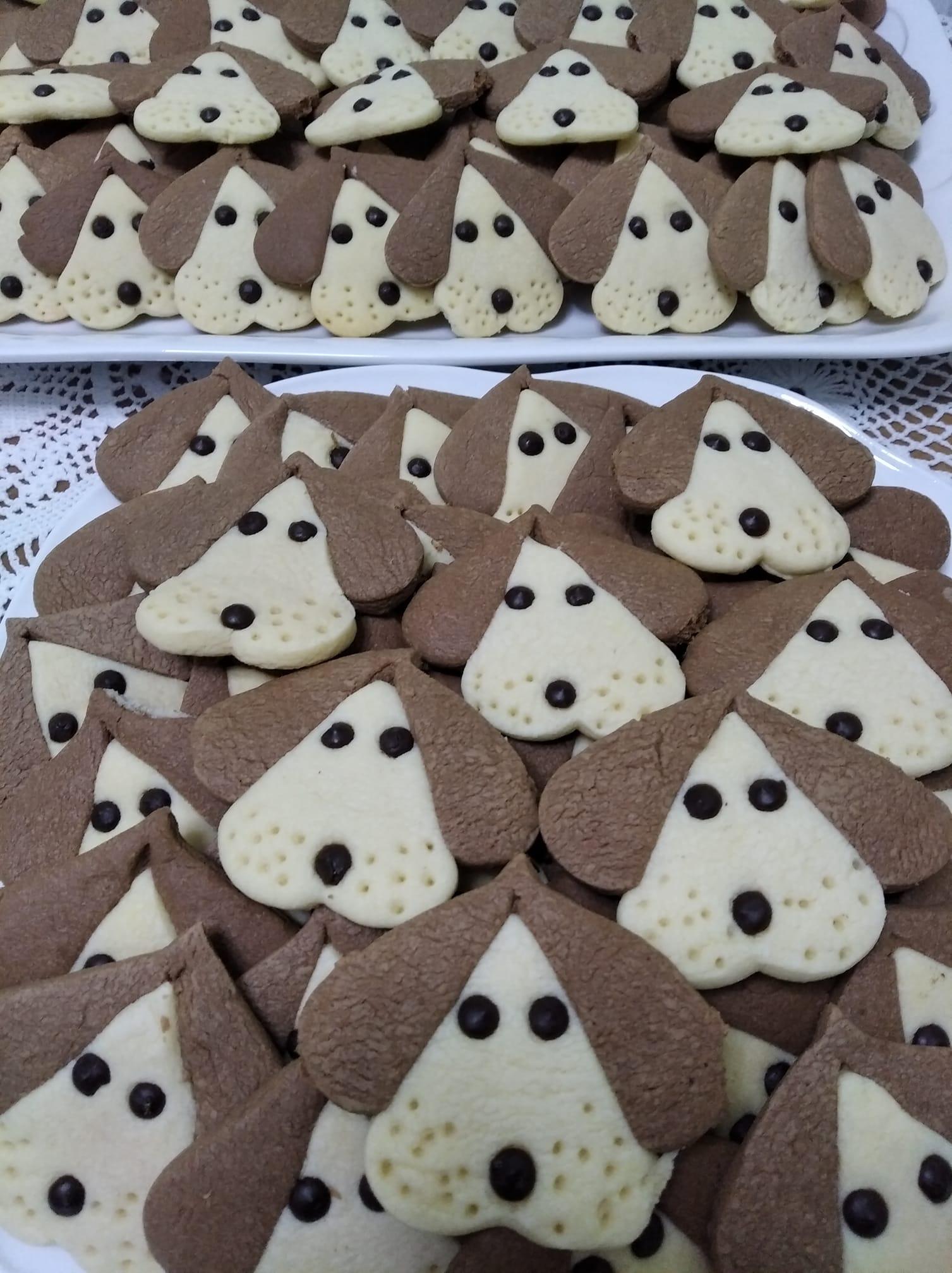 Μπισκότα -βουτύρου -σκυλάκια- Μπισκότα -βουτύρου -σκυλάκια-