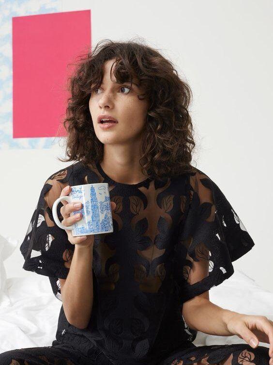 μπούκλες_σε_καρέ_καστανά_μαλλιά_ μπούκλες_σε_καρέ_καστανά_μαλλιά_