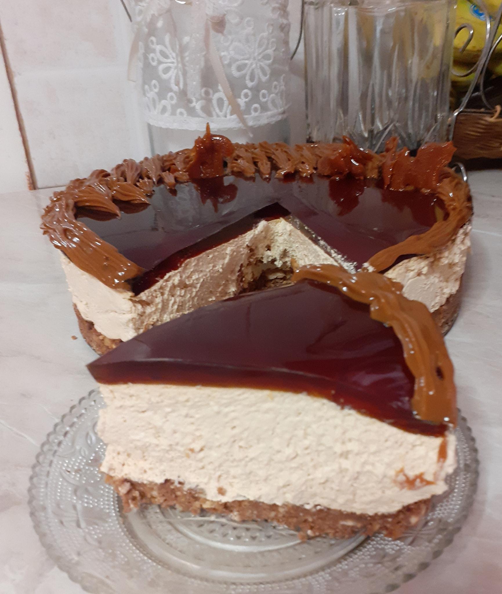 Cheesecake- με -καραμελωμένο -ζαχαρούχο- Cheesecake- με -καραμελωμένο -ζαχαρούχο-