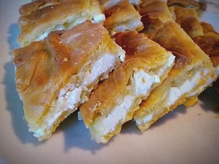 Παραδοσιακή- χωριάτικη -τυρόπιτα-