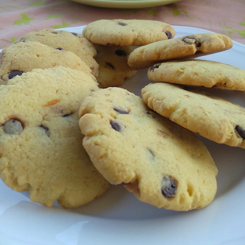 Cookies-πορτοκαλιού-με-σταγόνες-σοκολάτας-