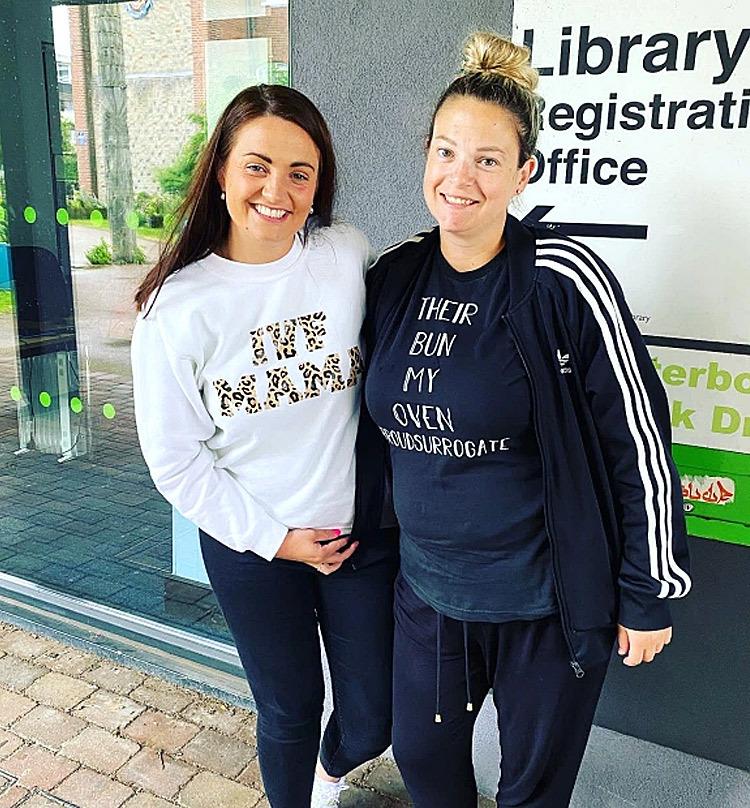 γεννήθηκε-χωρίς μήτρα-και-έγινε-μαμά-μέσω-παρένθετης μητέρας-