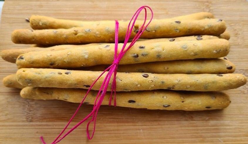 Κριτσίνια-καλαμποκάλευρου-