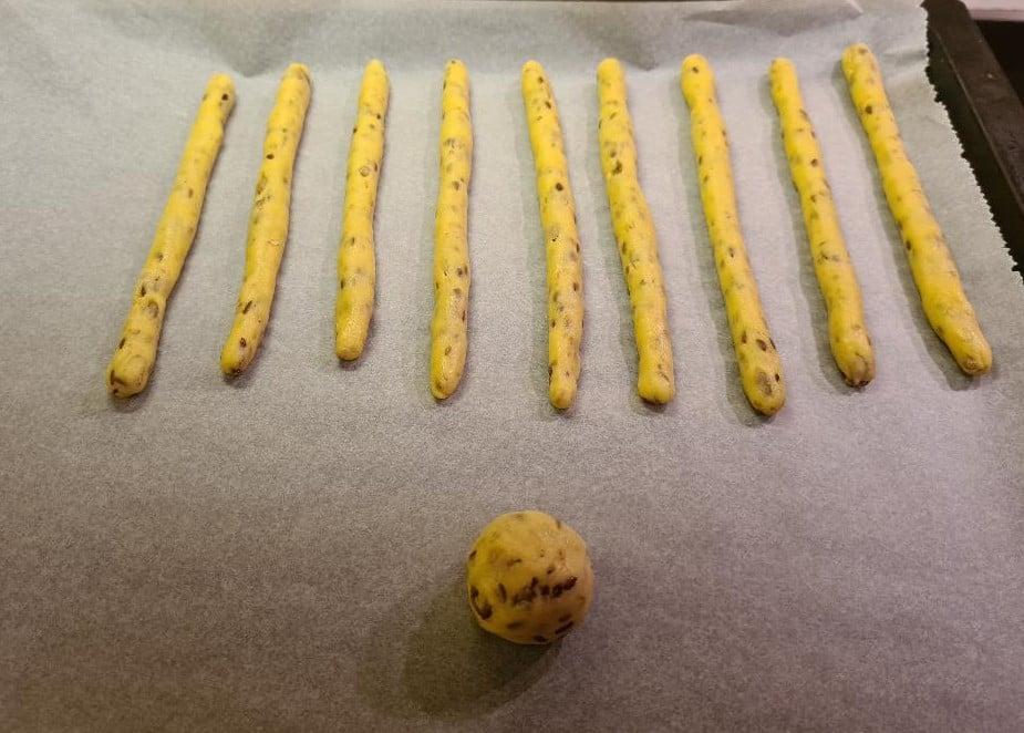 Κριτσίνια-καλαμποκάλευρου-