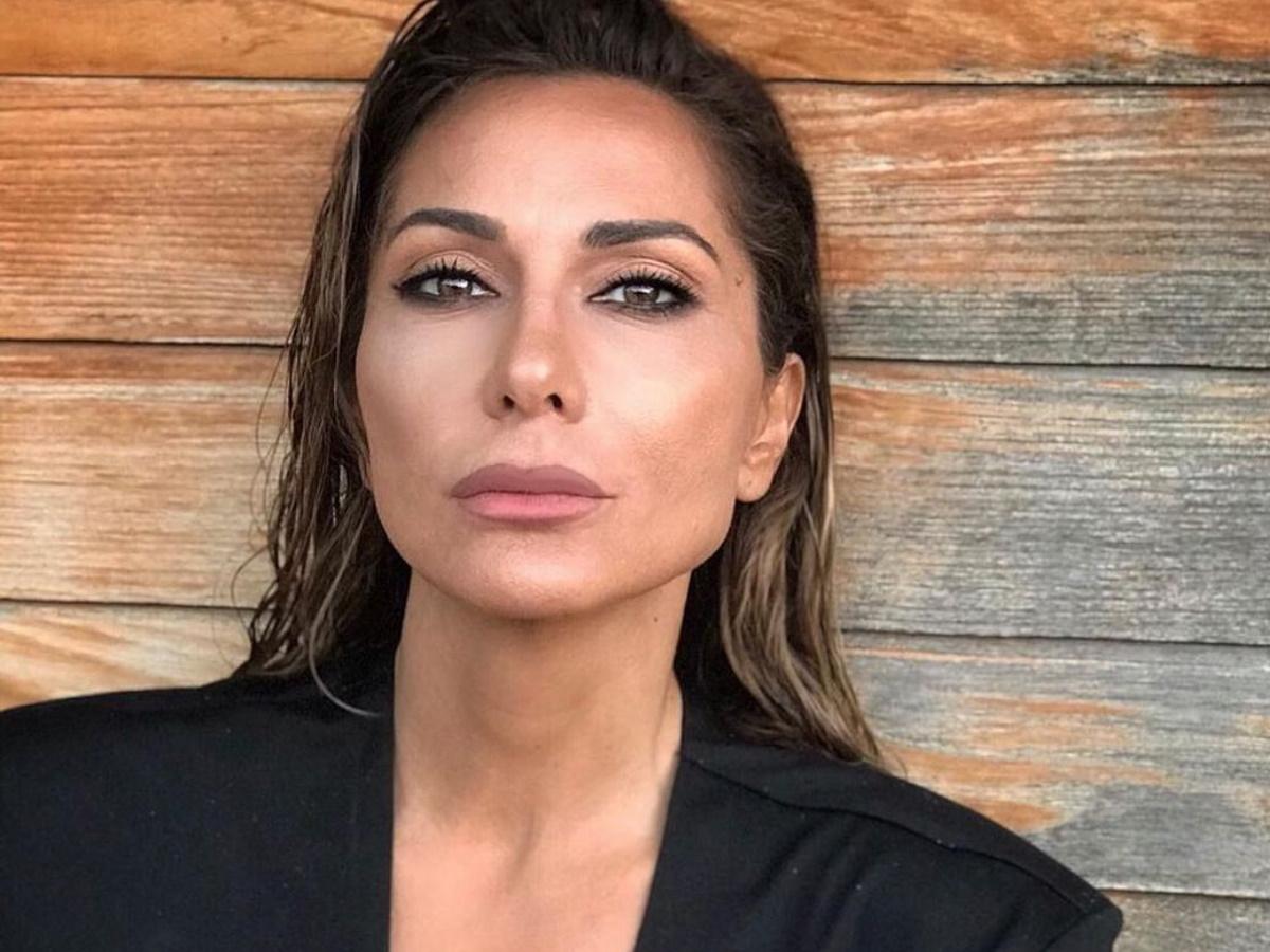 Δέσποινα Βανδή – Βασίλης Μπισμπίκης: Η Βόλτα στο κέντρο της Αθήνας και η φιλία τους