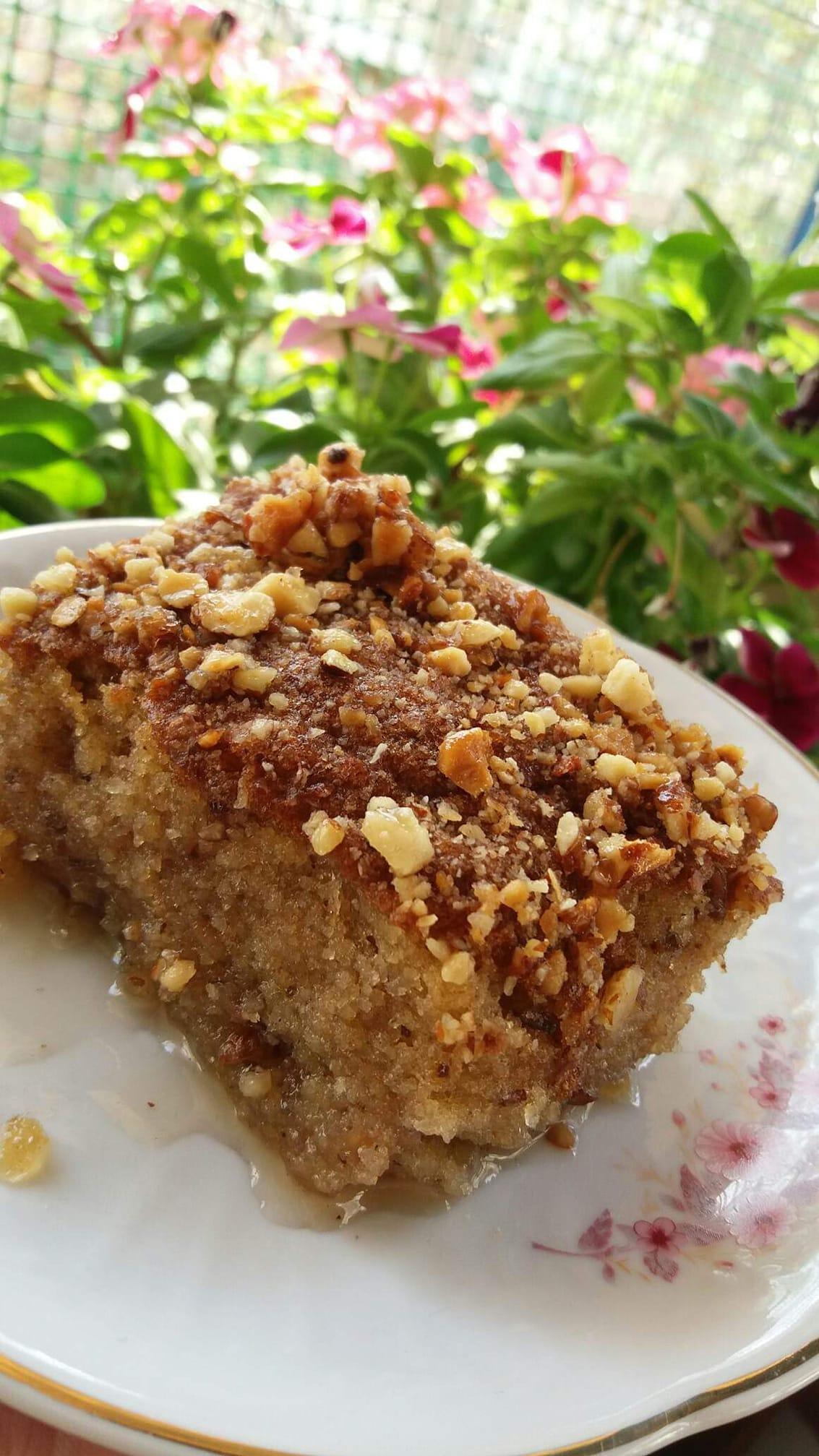 Αμυγδαλόπιτα- σιροπιαστή-