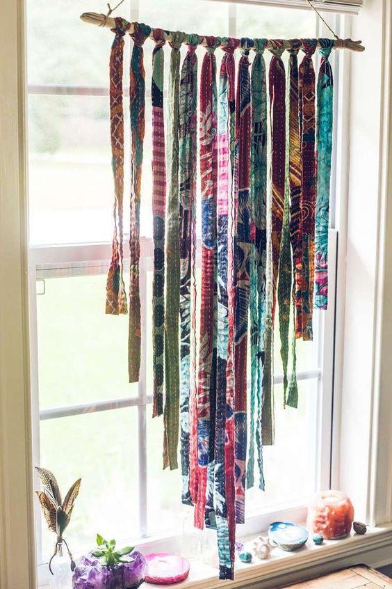 διακοσμητικό-χώρου-με-φουλάρια-