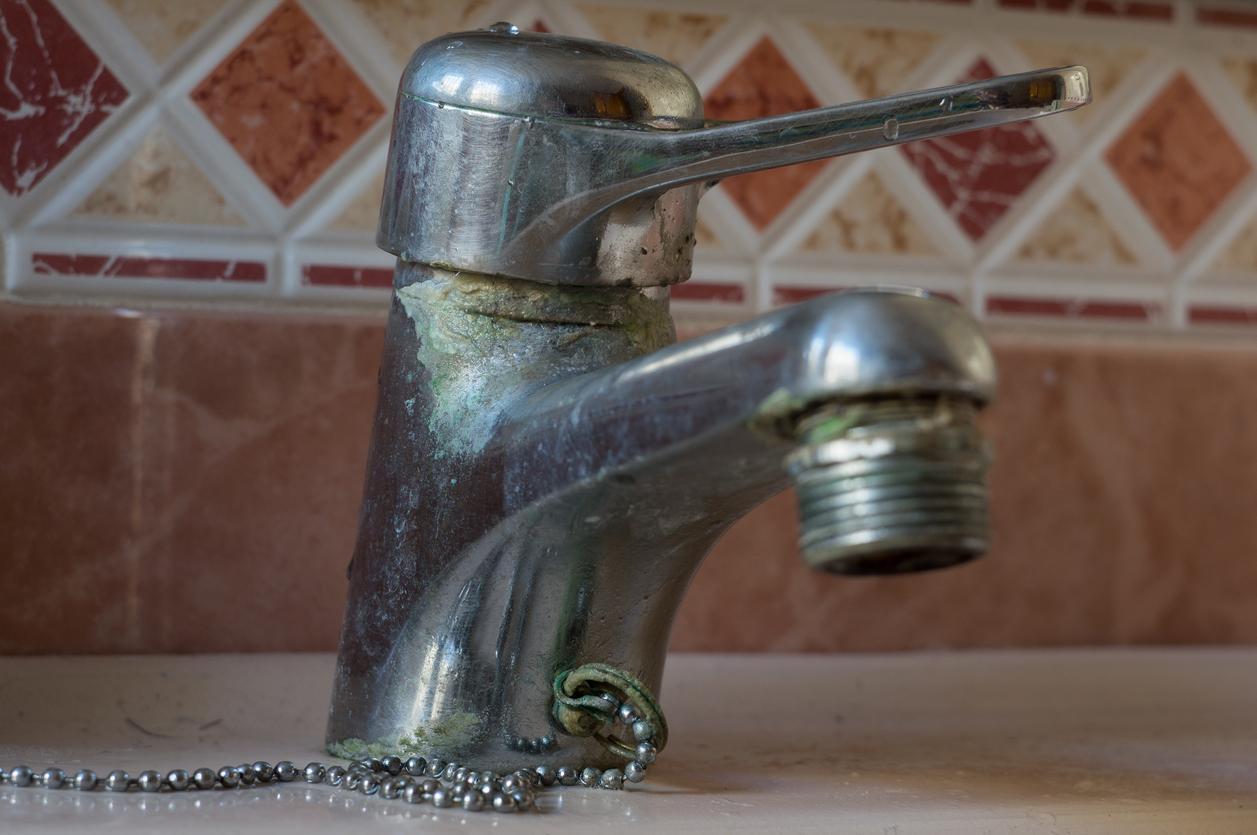 Πως θα καθαρίσω τις βρύσες