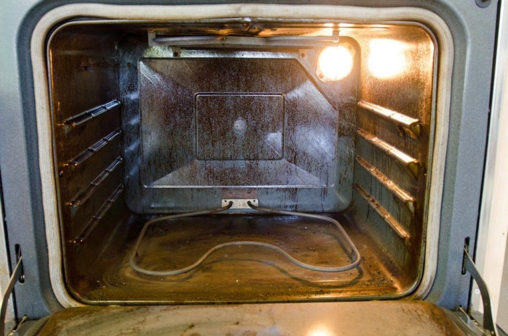 Πως θα καθαρίσω τον φούρνο