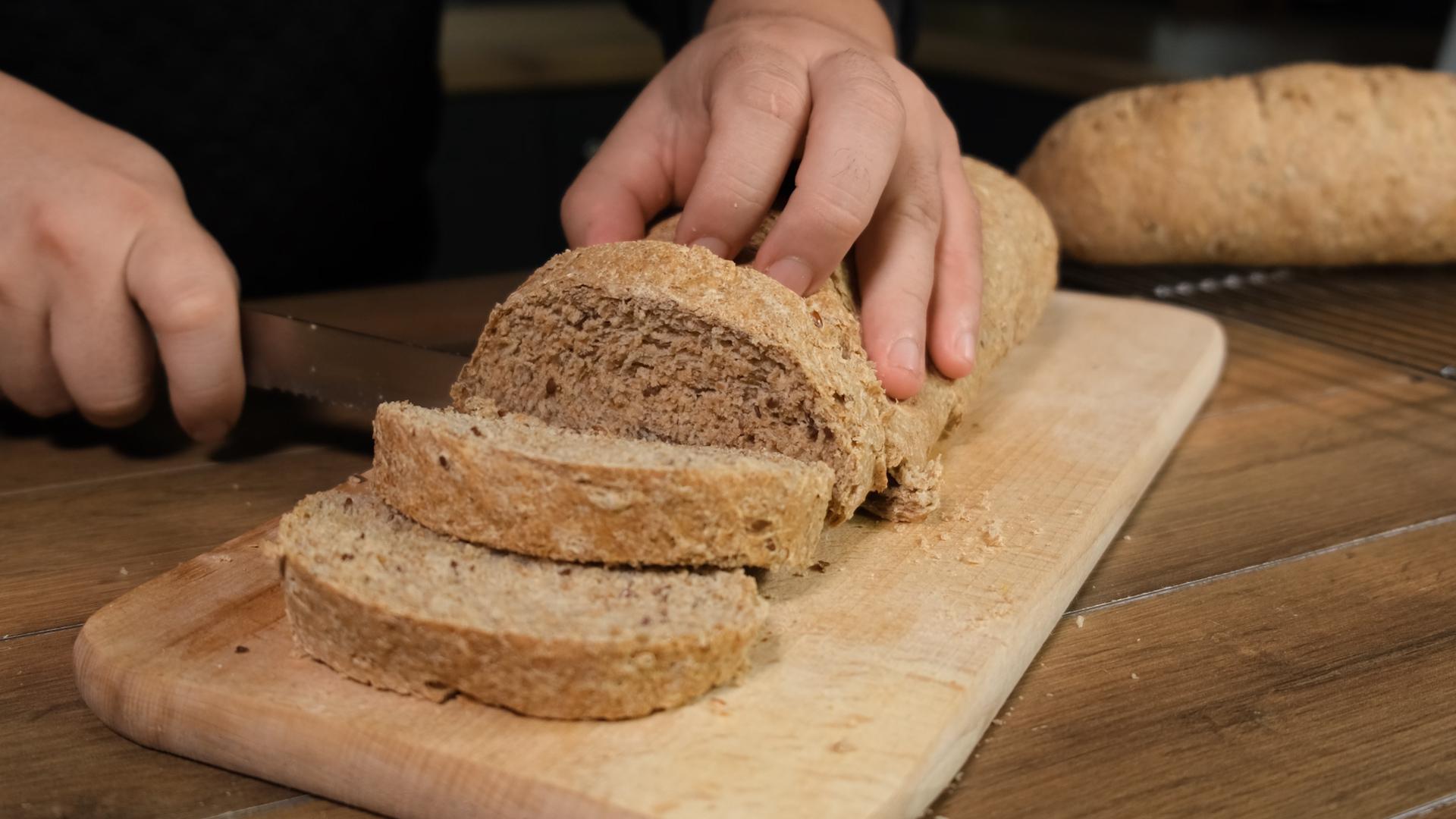 αφράτο ψωμί ολικής άλεσης