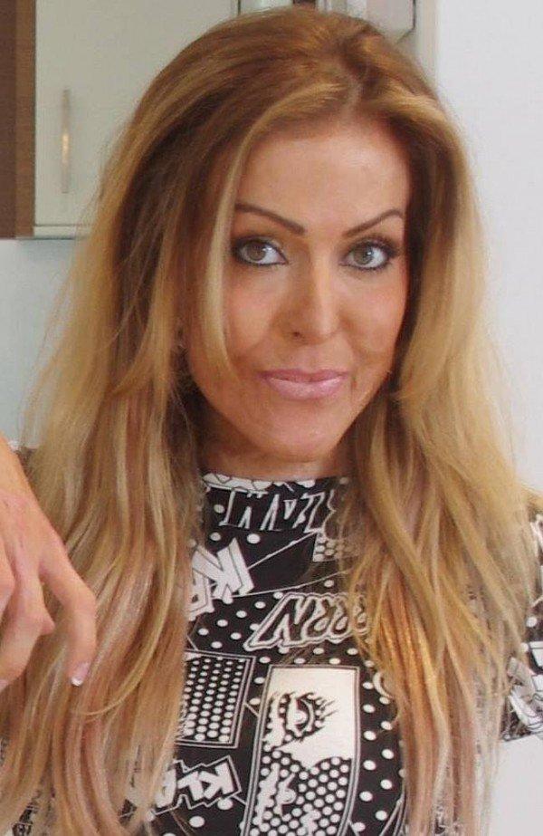 της-έβαλε-φωτιά-στο-πρόσωπο-και-βγάζει-την-μάσκα-ιστορία- της-έβαλε-φωτιά-στο-πρόσωπο-και-βγάζει-την-μάσκα-ιστορία-