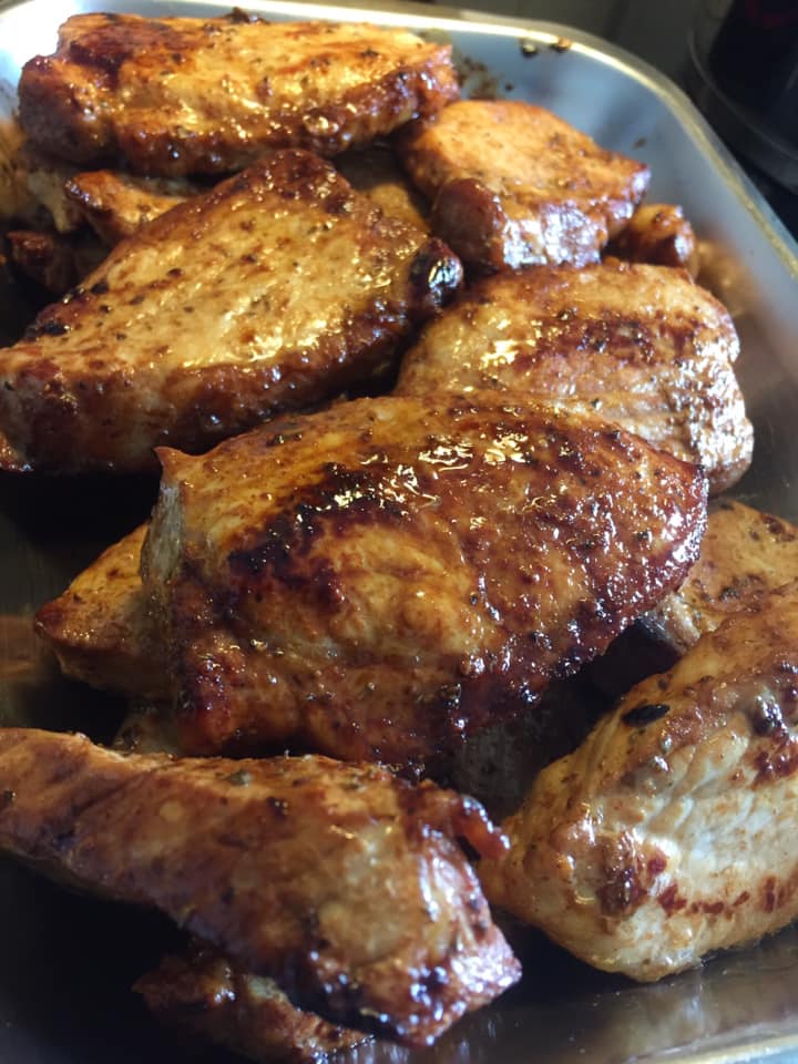 Χοιρινά- φιλετάκια- μελωμένα -στο- τηγάνι- Χοιρινά- φιλετάκια- μελωμένα -στο- τηγάνι-