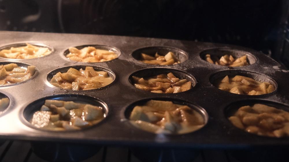 Μηλοπιτάκια- σε- φόρμα- από- τον- Παναγιώτη- Παπαδάκη-