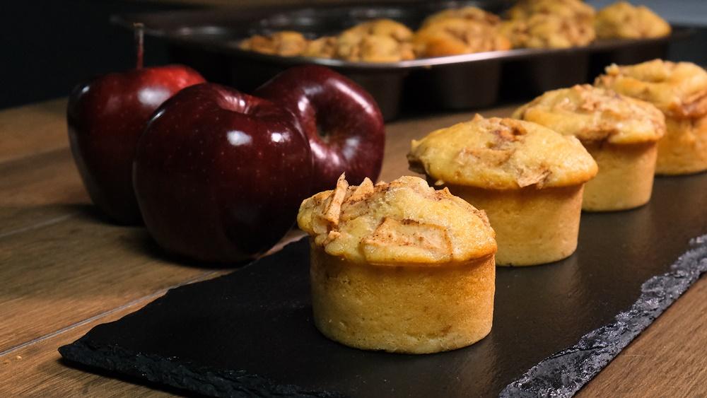 Μηλοπιτάκια- σε- φόρμα- από- τον- Παναγιώτη- Παπαδάκη-