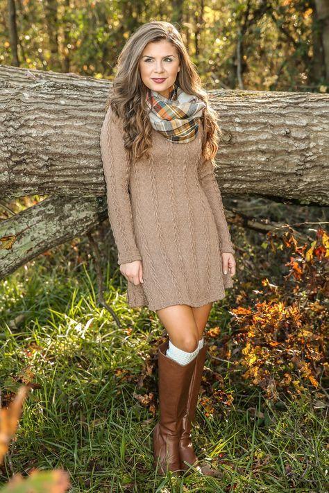 μπεζ-φόρεμα πουλόβερ-με-καφέ μπότες-ιδέες-