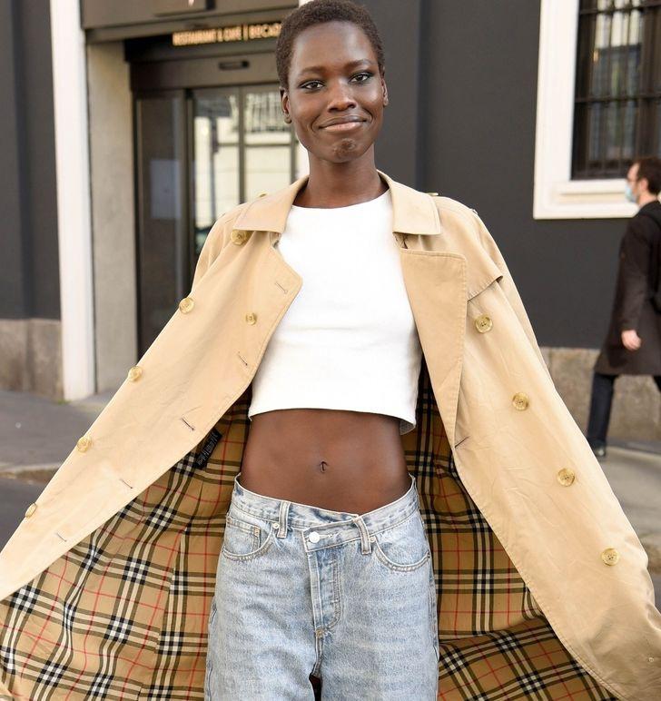 λάθη-που-κάνουμε-όταν-φοράμε-τζιν-με-κοντό καβάλο-