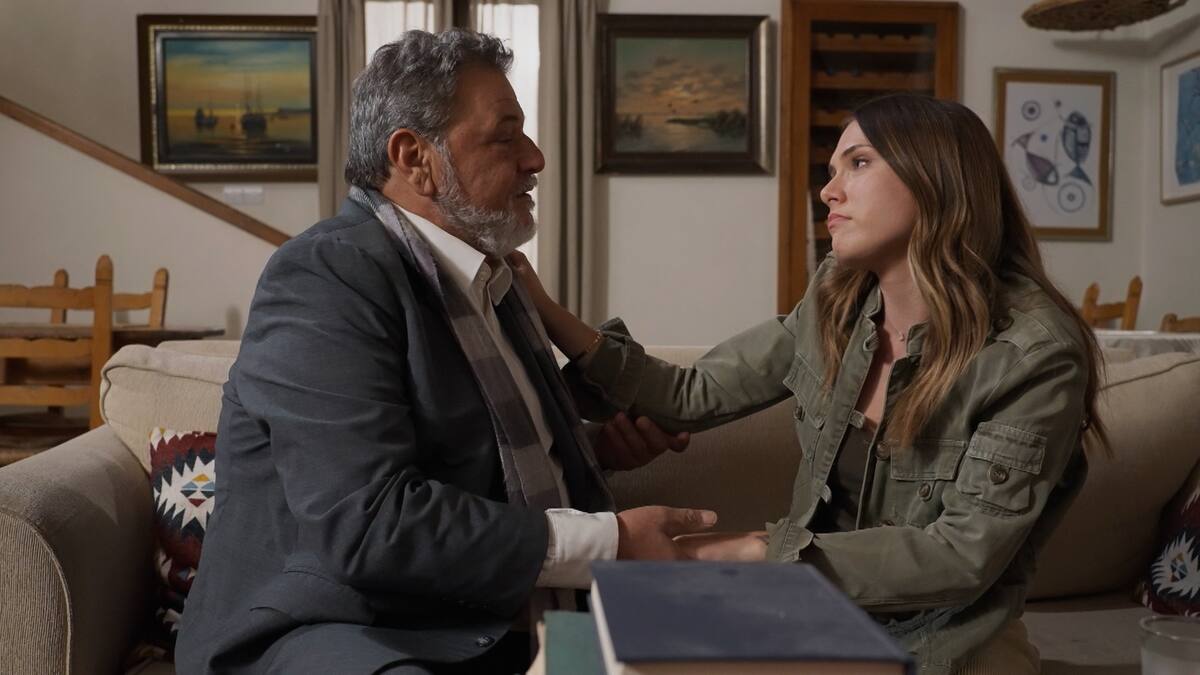 Η Γη της Ελιάς: H ανακάλυψη του αστυνόμου για το ποιοι κρύβονται πίσω από τους θανάτους των ηλικιωμένων