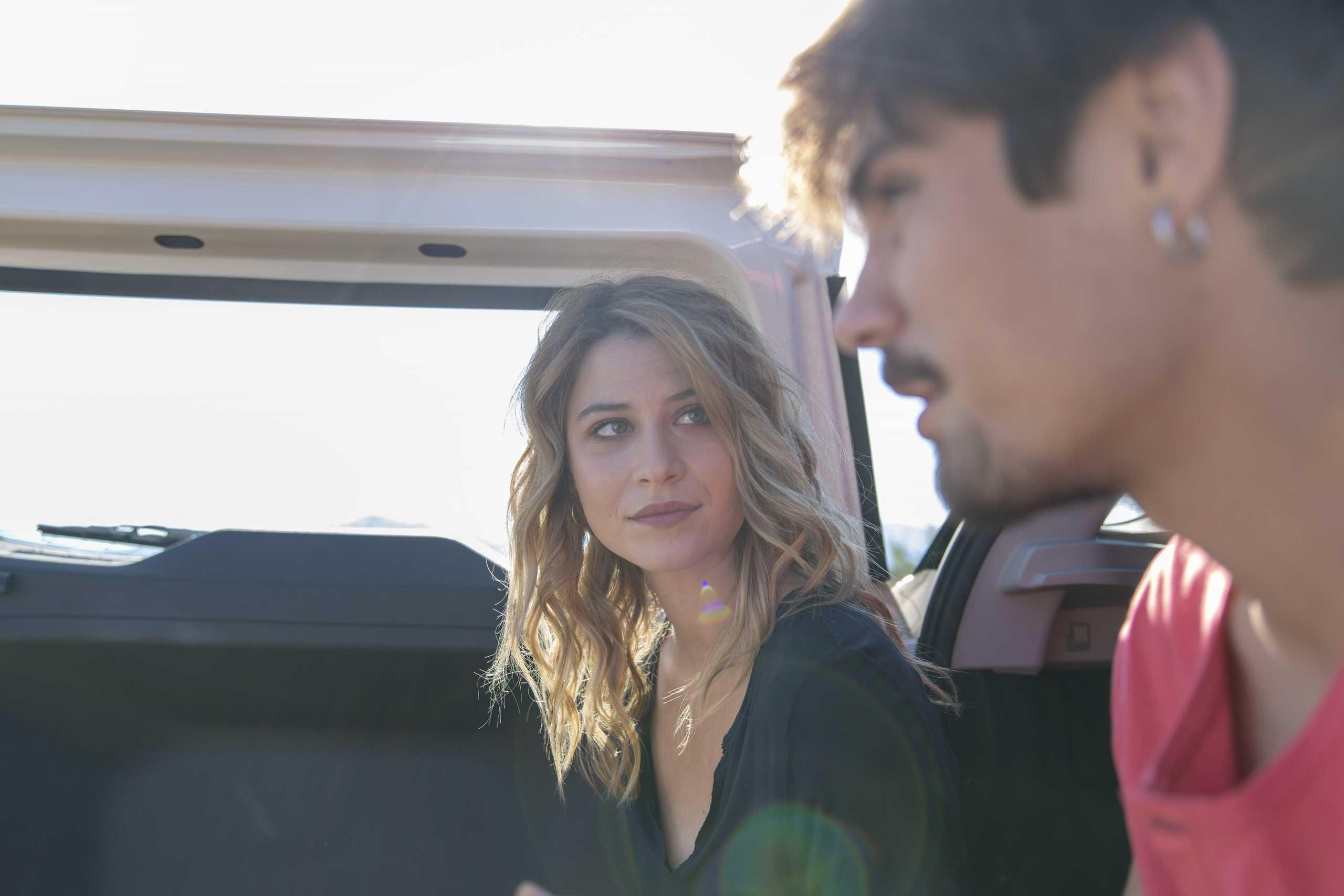 Σασμός: Ο Αστέρης σκοτώνει τον Πέτρο μπροστά στη Σεμίνα