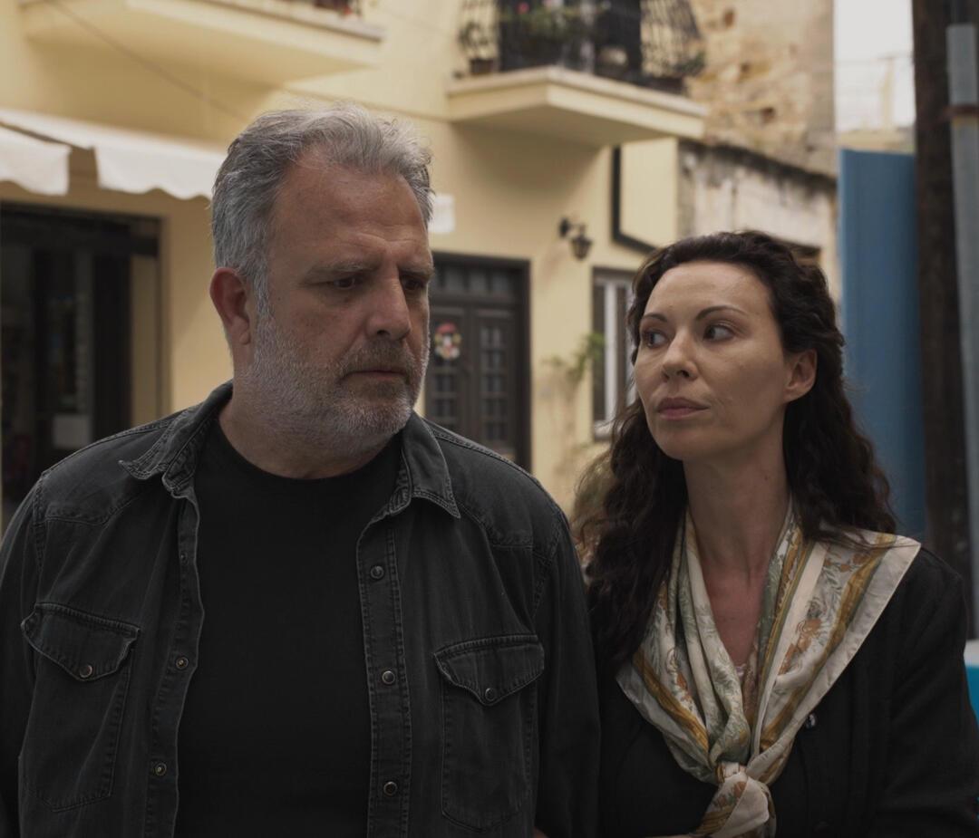 Η γη της Ελιάς : Aκραίες αντιδράσεις μετά την αποκάλυψη του δεσμού της Iουλίας -Στάθη