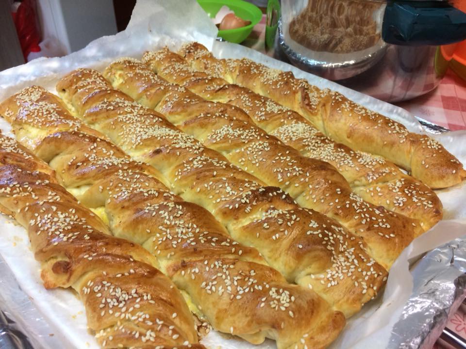 Ατομικά -τυρόψωμα-