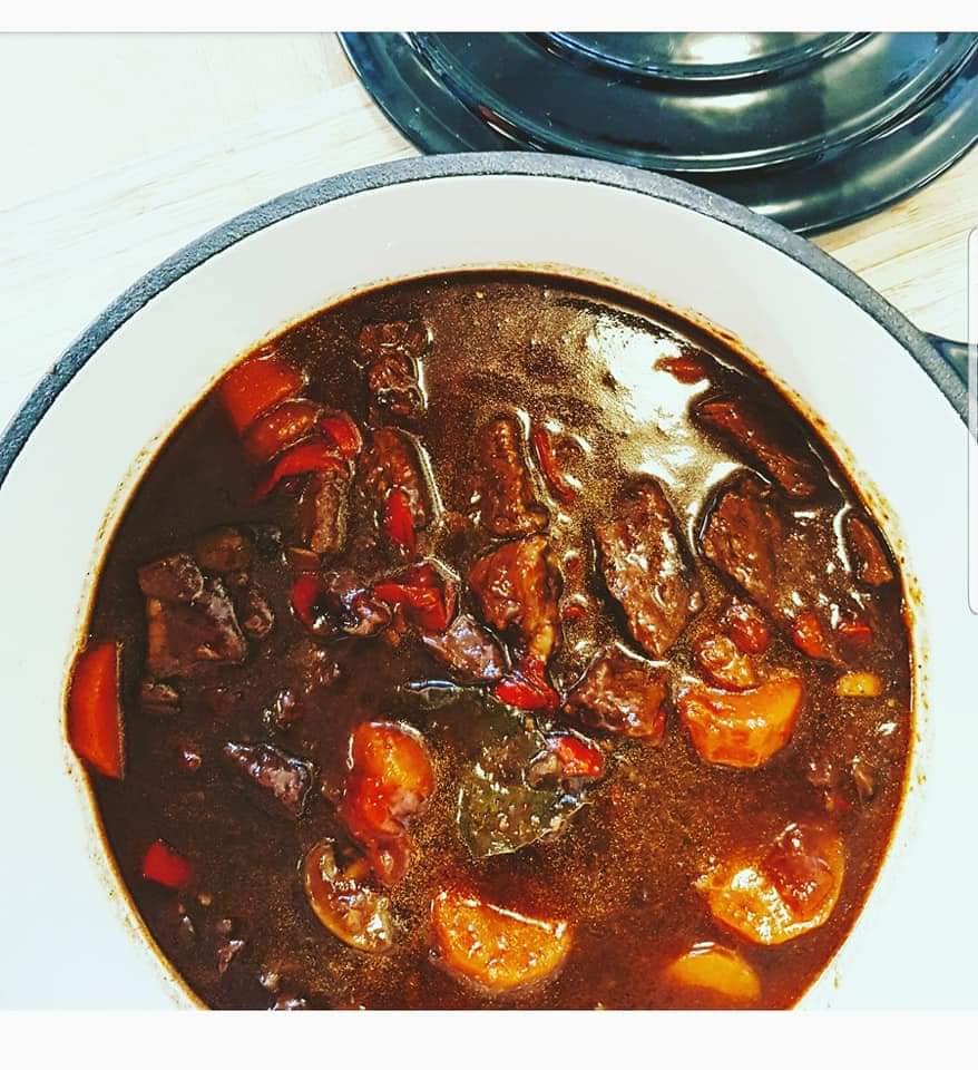 Μοσχάρι -Köttgryta- Μοσχάρι -Köttgryta-