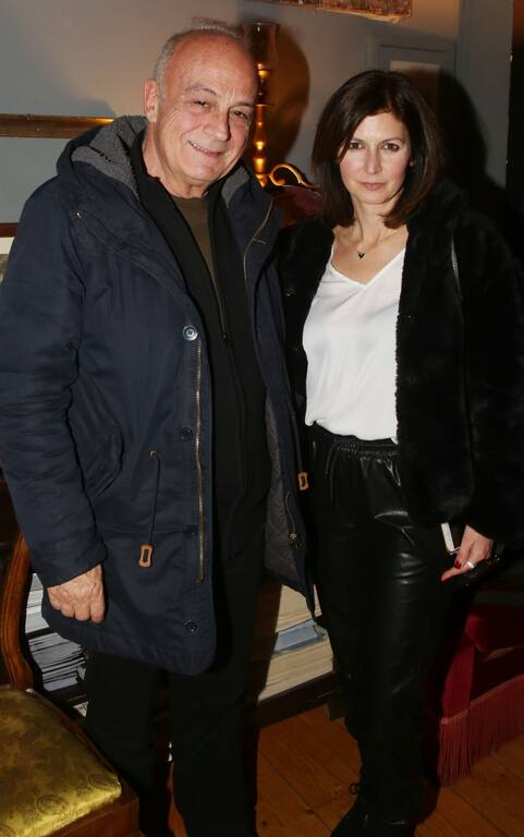 Μιχάλης Αλικάκος: Ο «Διονύσης» του «Σασμού»  είναι γαμπρός πασίγνωστου καλλιτέχνη! (εικόνες)