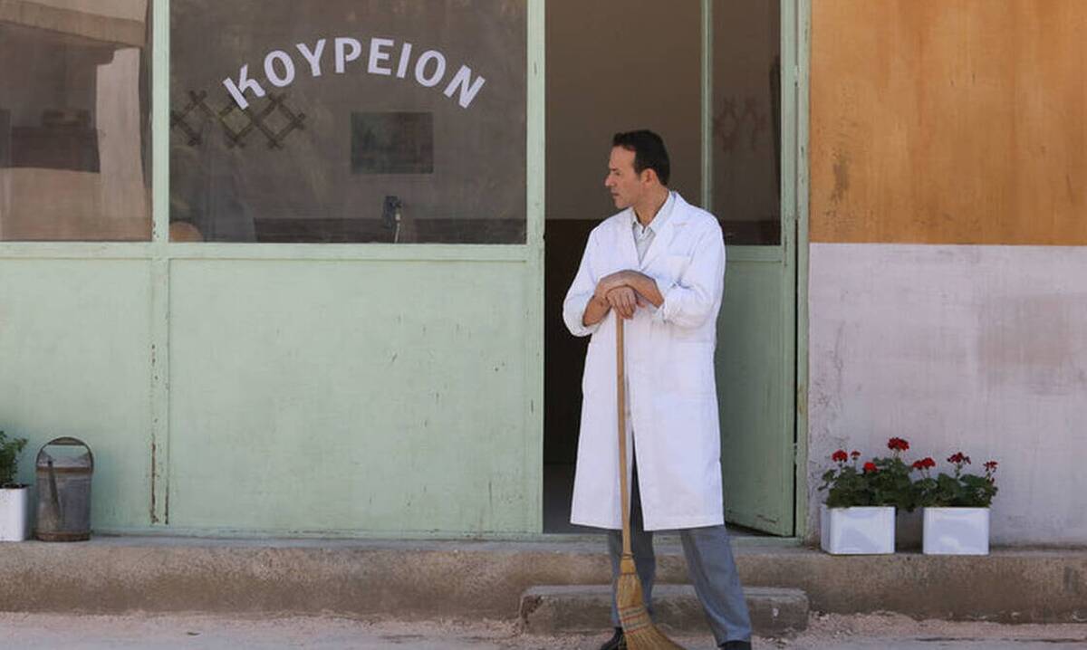 Άγριες Μέλισσες Γ’ κύκλος επόμενα επεισόδια : 29 , 30 ,31 ,32