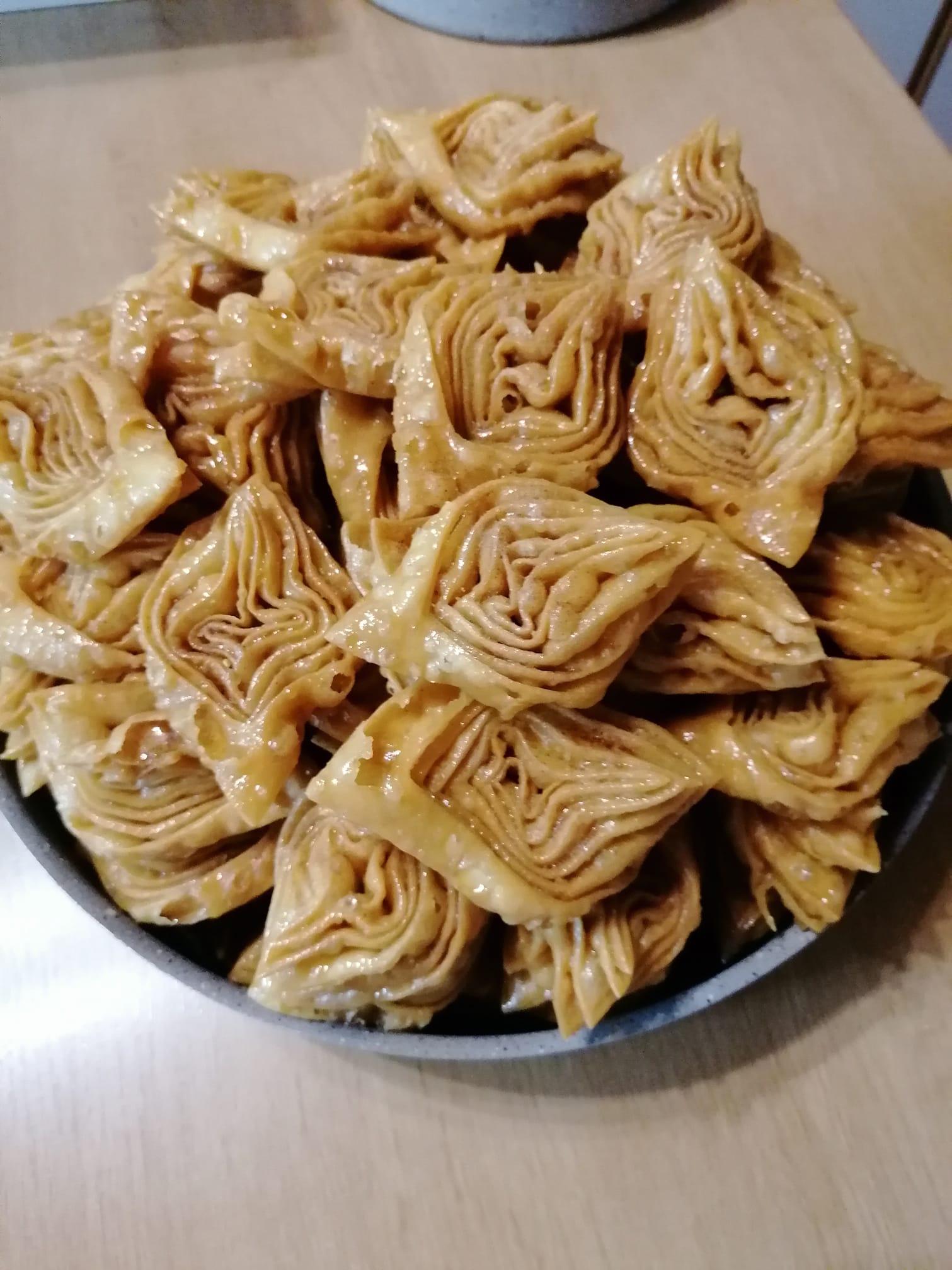 Μπακλαβας -Καρπάθικος- : Δίπλες- Καρπάθου - Μπακλαβας -Καρπάθικος- : Δίπλες- Καρπάθου -