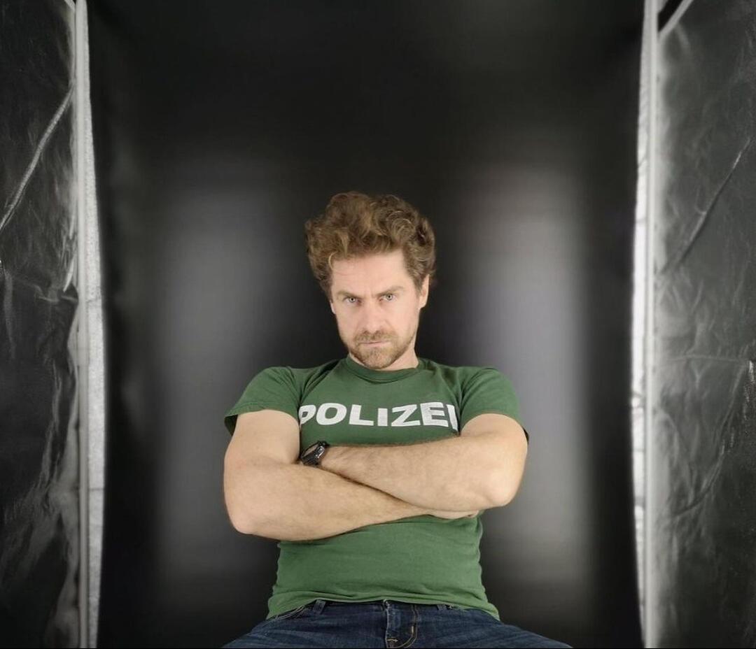 Σασμός : Ο Μαθιός κάνει γυμναστική και αναστατώνει για άλλη μια φορά το Instagram – Φωτογραφίες