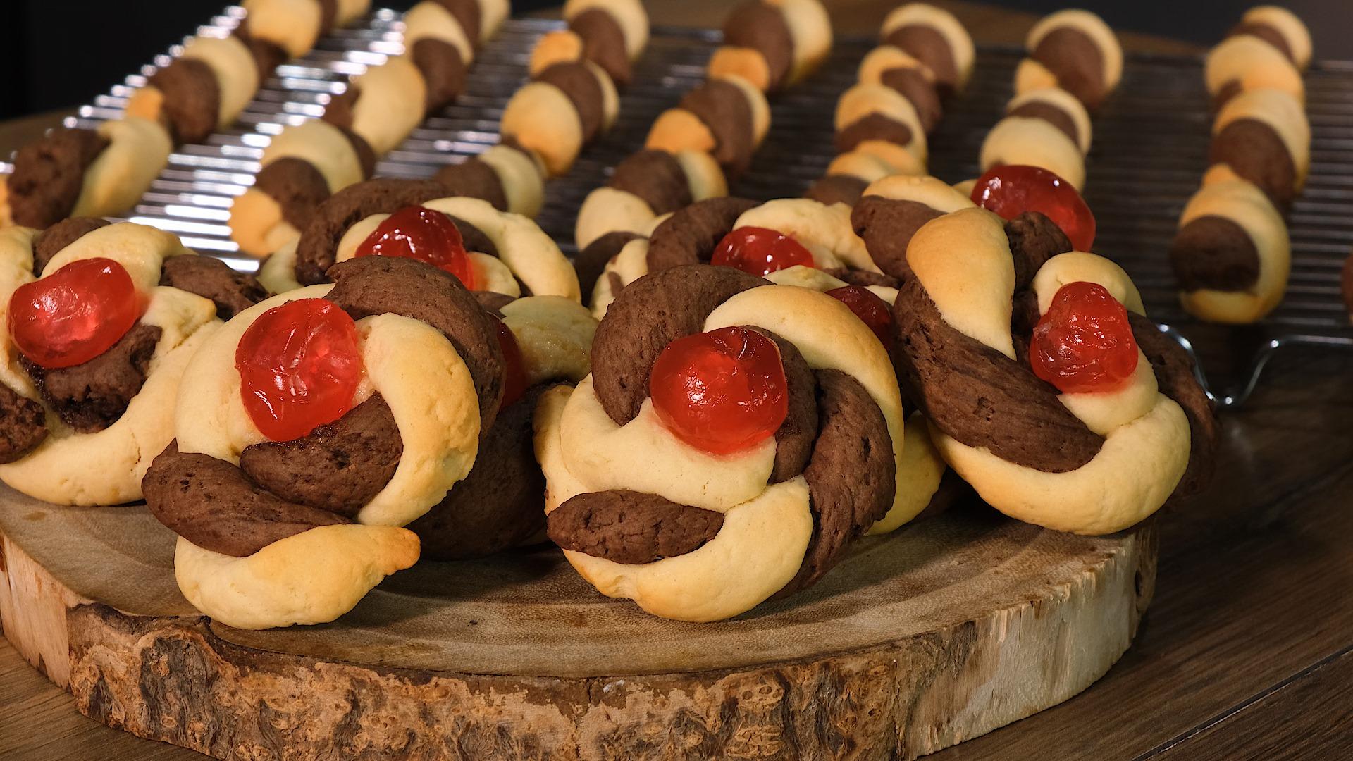 Αφράτα- δίχρωμα- κουλουράκια- από- τον -Παναγιώτη -Παπαδάκη-