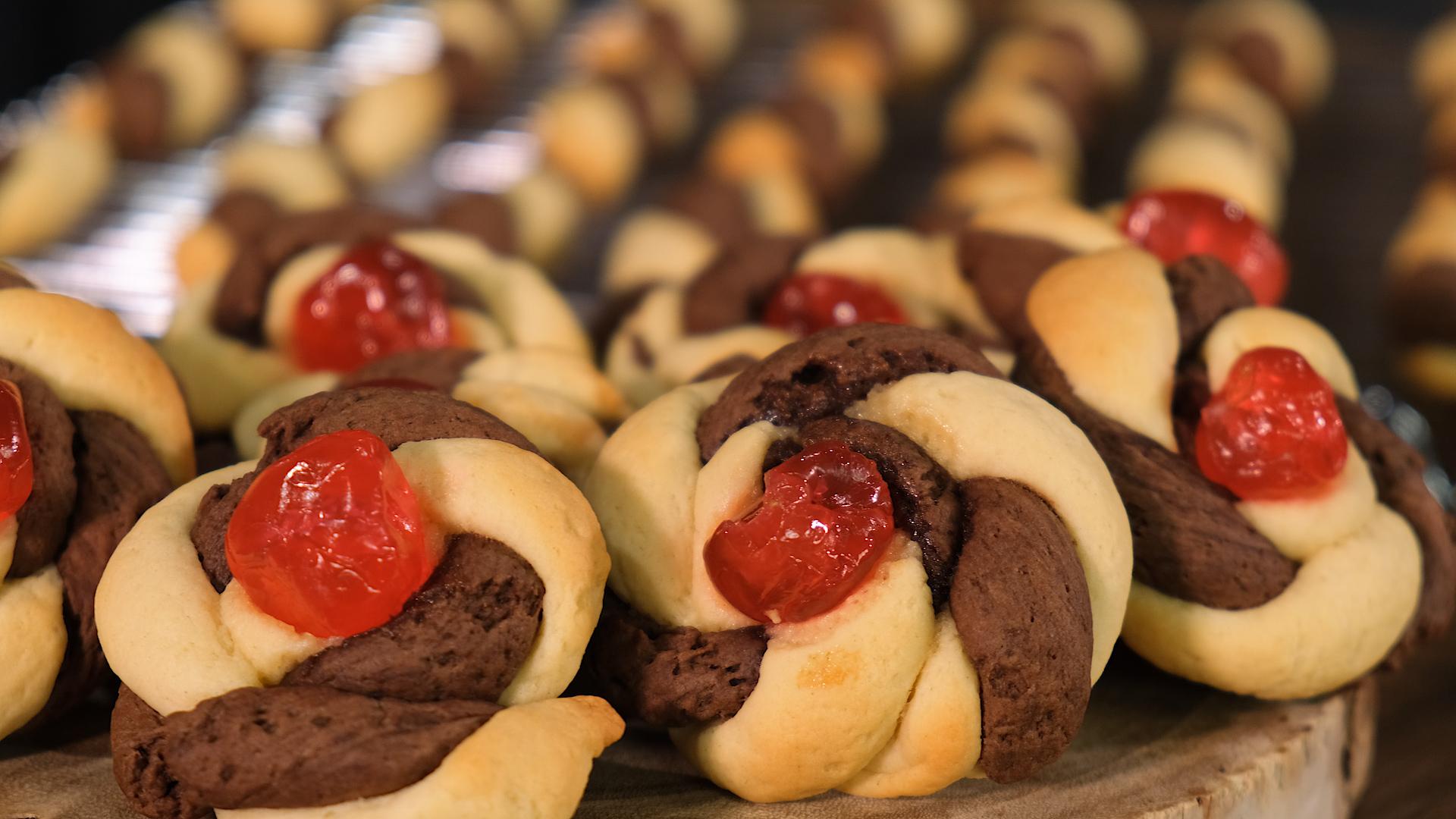 Αφράτα- δίχρωμα- κουλουράκια- από- τον -Παναγιώτη -Παπαδάκη-