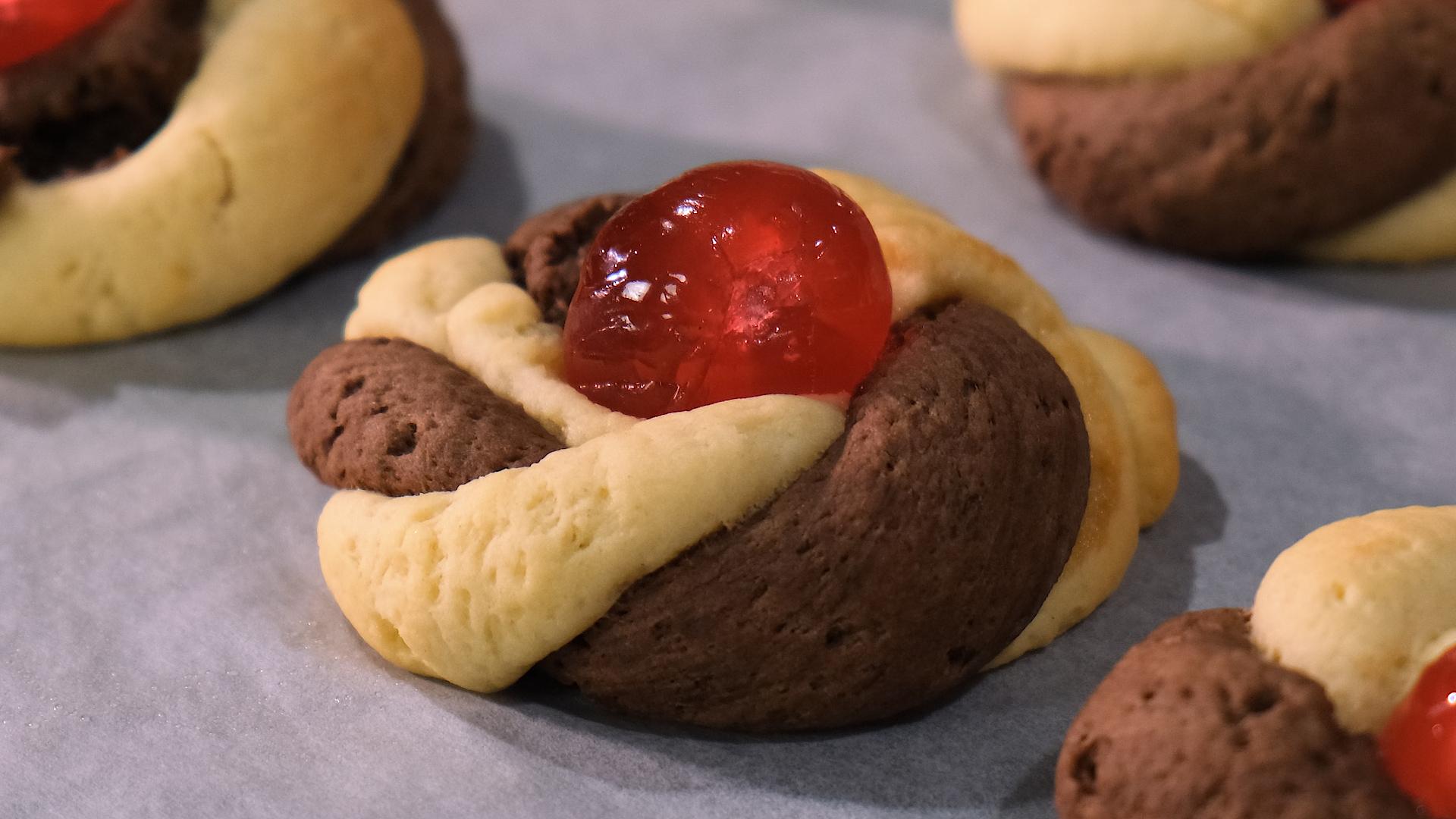 Αφράτα- δίχρωμα- κουλουράκια- από- τον -Παναγιώτη -Παπαδάκη-