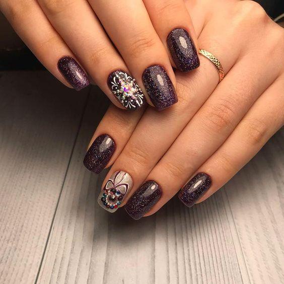 χριστουγεννιάτικες-τάσεις-για-τα-νύχια-2021 2022- χριστουγεννιάτικες-τάσεις-για-τα-νύχια-2021 2022-