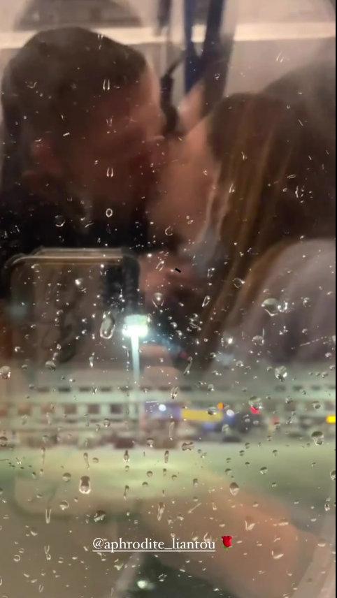 Αφροδίτη Λιάντου: Η Μύρταλη από τη Γη της Ελιάς με τον σύντροφό της – Τα φιλιά και οι αγκαλιές