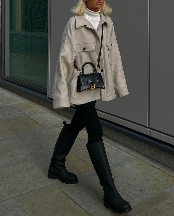 Oversized-πανωφόρι-σε-λευκό-χρώμα-