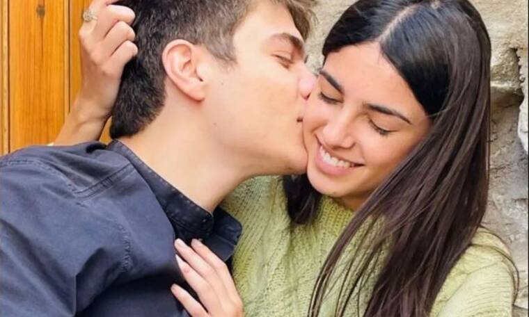 Η Γη της Ελιάς: Η Αθηνά δίνει την περιουσία της στην Μυρτάλη