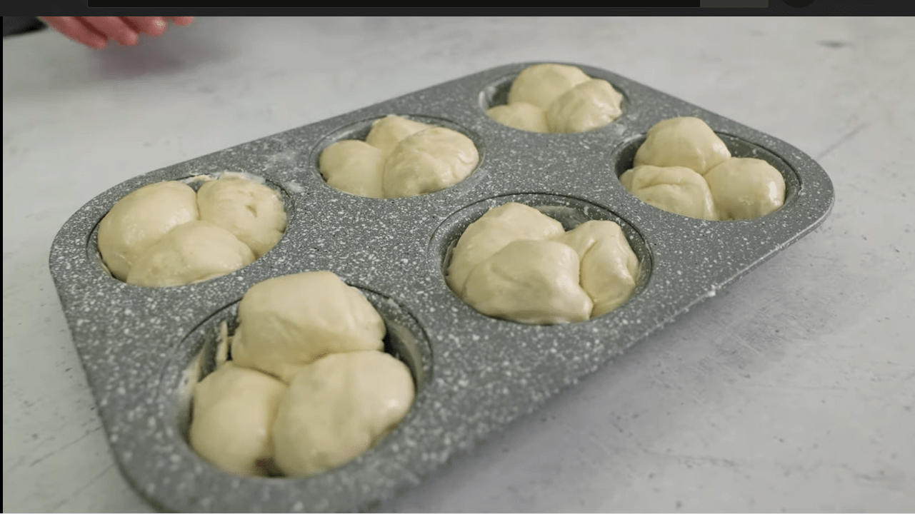 Αφράτα ψωμάκια φόρμας