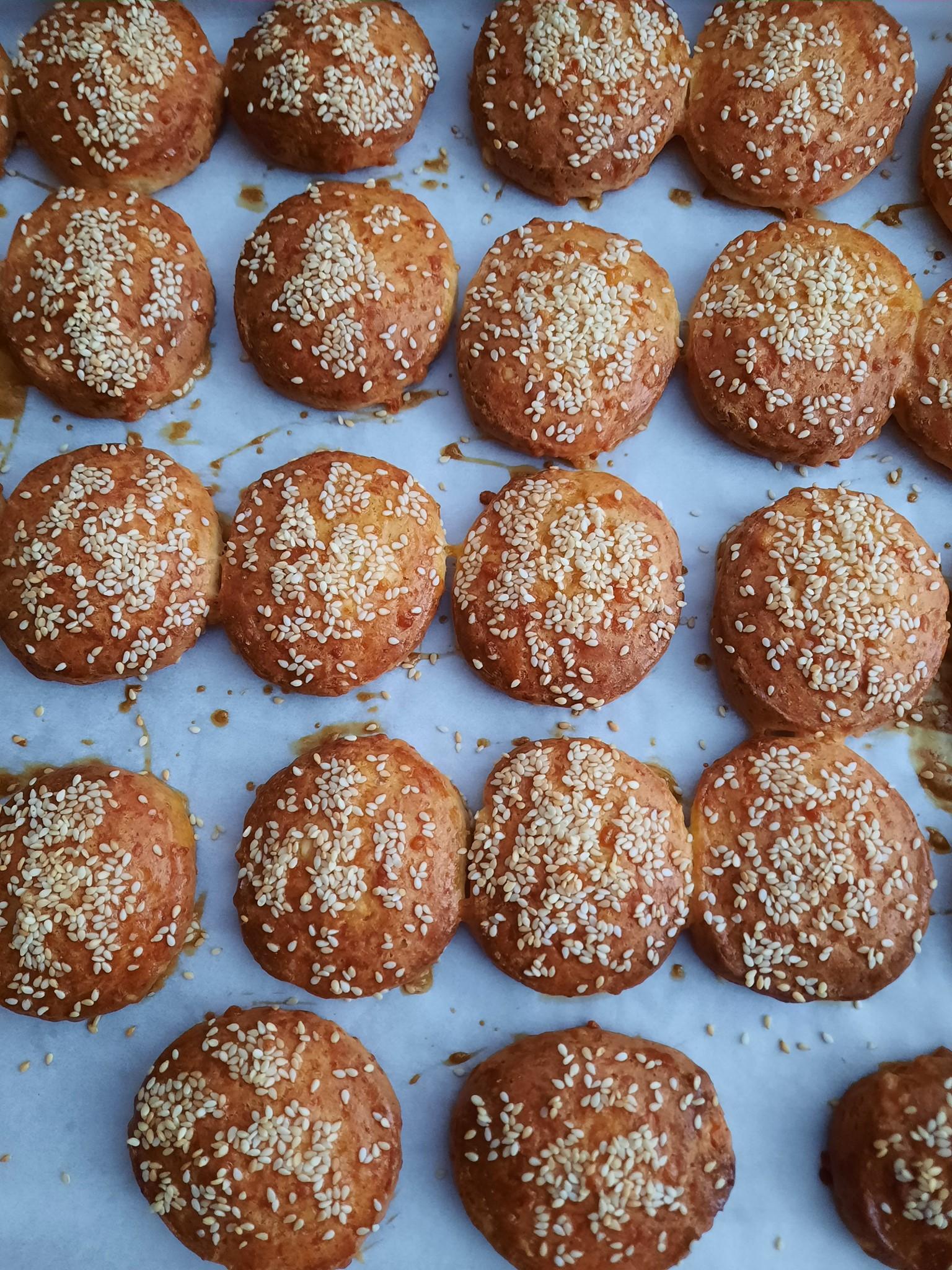 Τυρομπισκοτάκια πανεύκολα για παιδιά