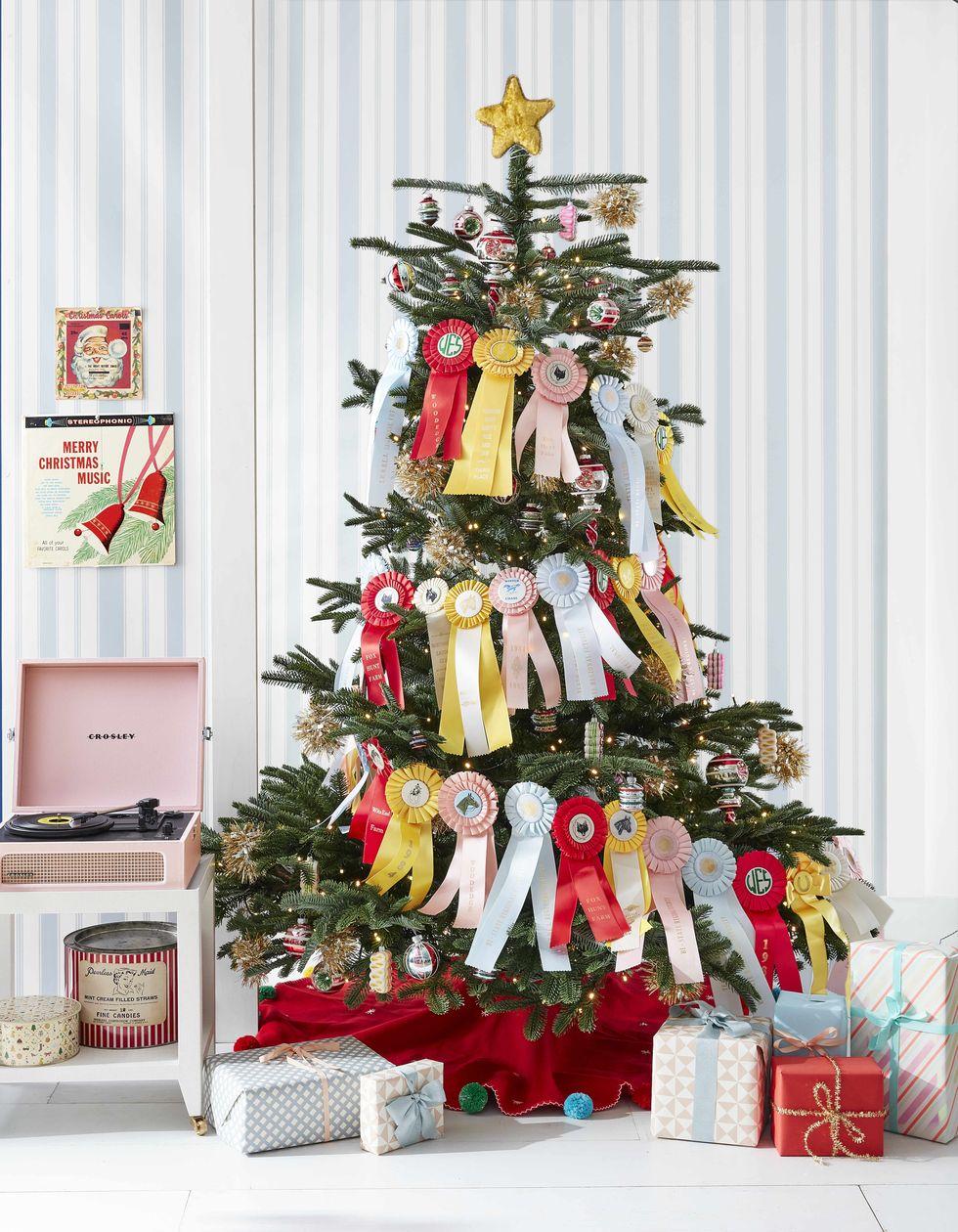 βελούδινο-αστέρι-στην-κορυφή-του-χριστουγεννιάτικου-δέντρου-ιδέες- βελούδινο-αστέρι-στην-κορυφή-του-χριστουγεννιάτικου-δέντρου-ιδέες-